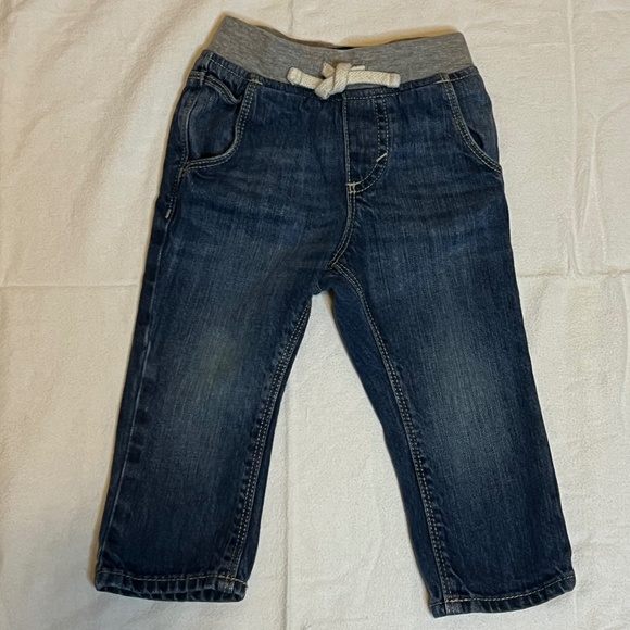12m-18m   1hoodie  1jean  4 long t-shirts. - Picture 4 of 11